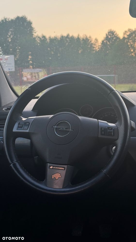 Opel Astra 2.0 Turbo Cosmo - 15