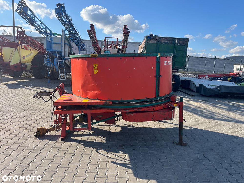Kverneland Taarup 807 - 3