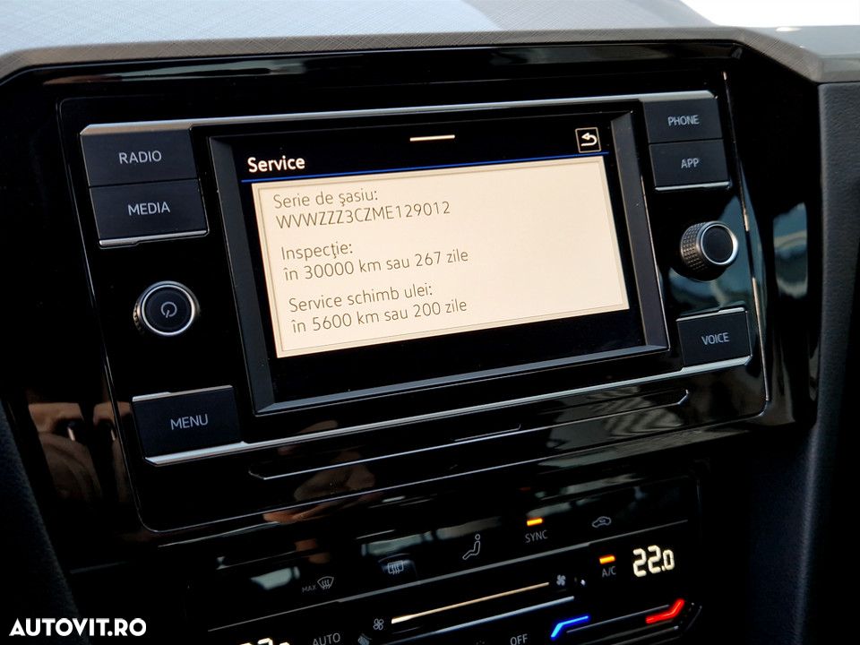 Volkswagen Passat 2.0 TDI SCR DSG Business - 23
