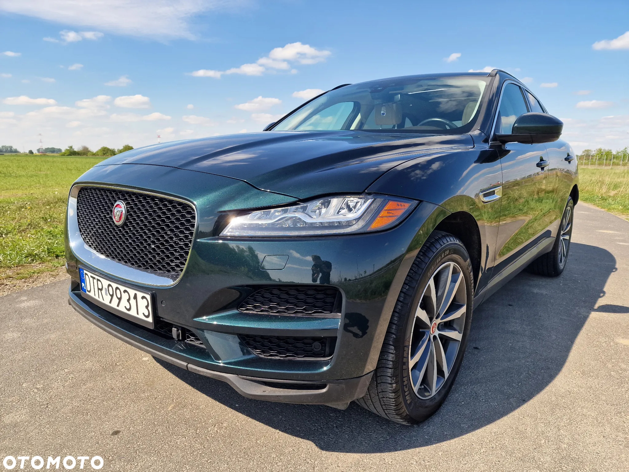 Jaguar F-Pace 35t AWD Prestige - 14