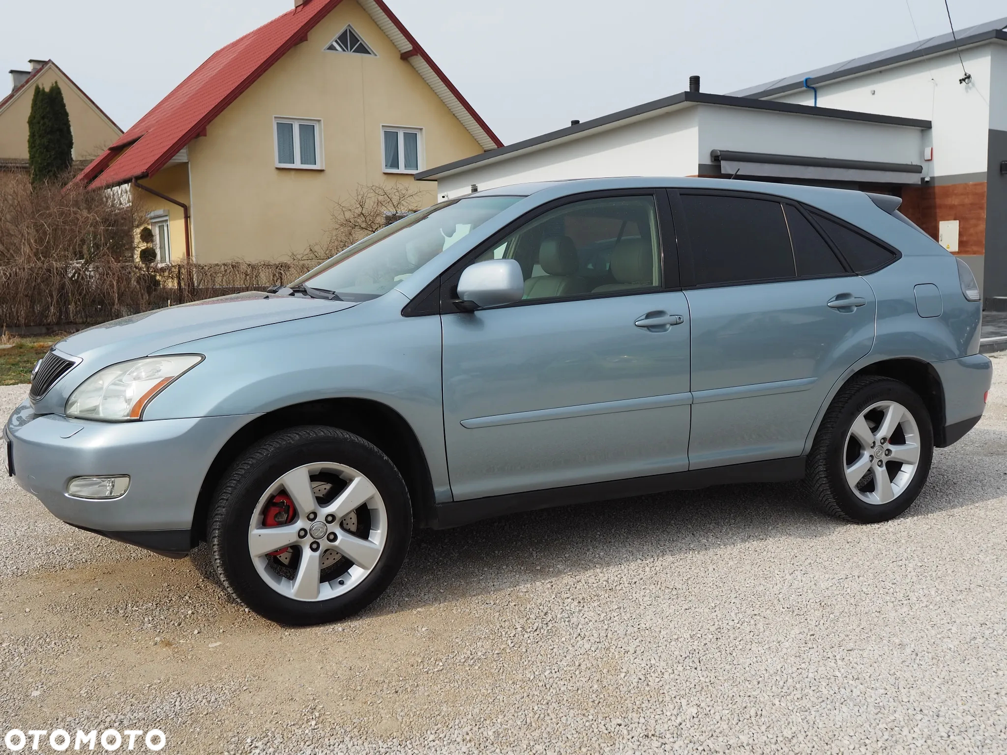 Lexus RX - 4