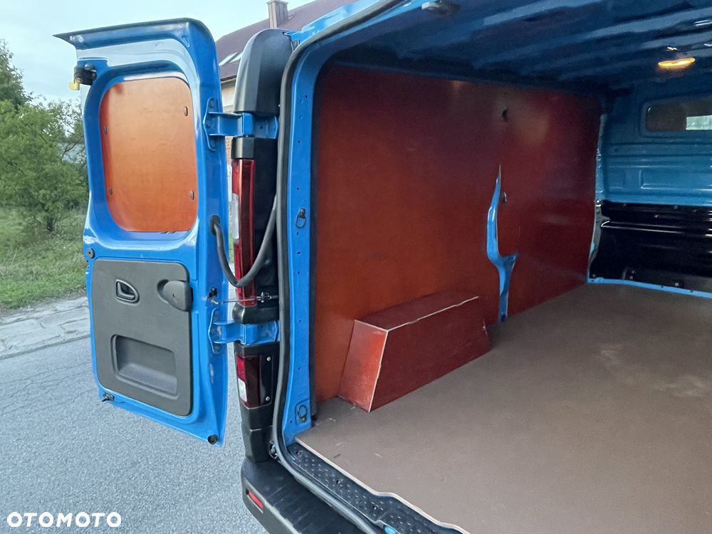 Renault Trafic - 26