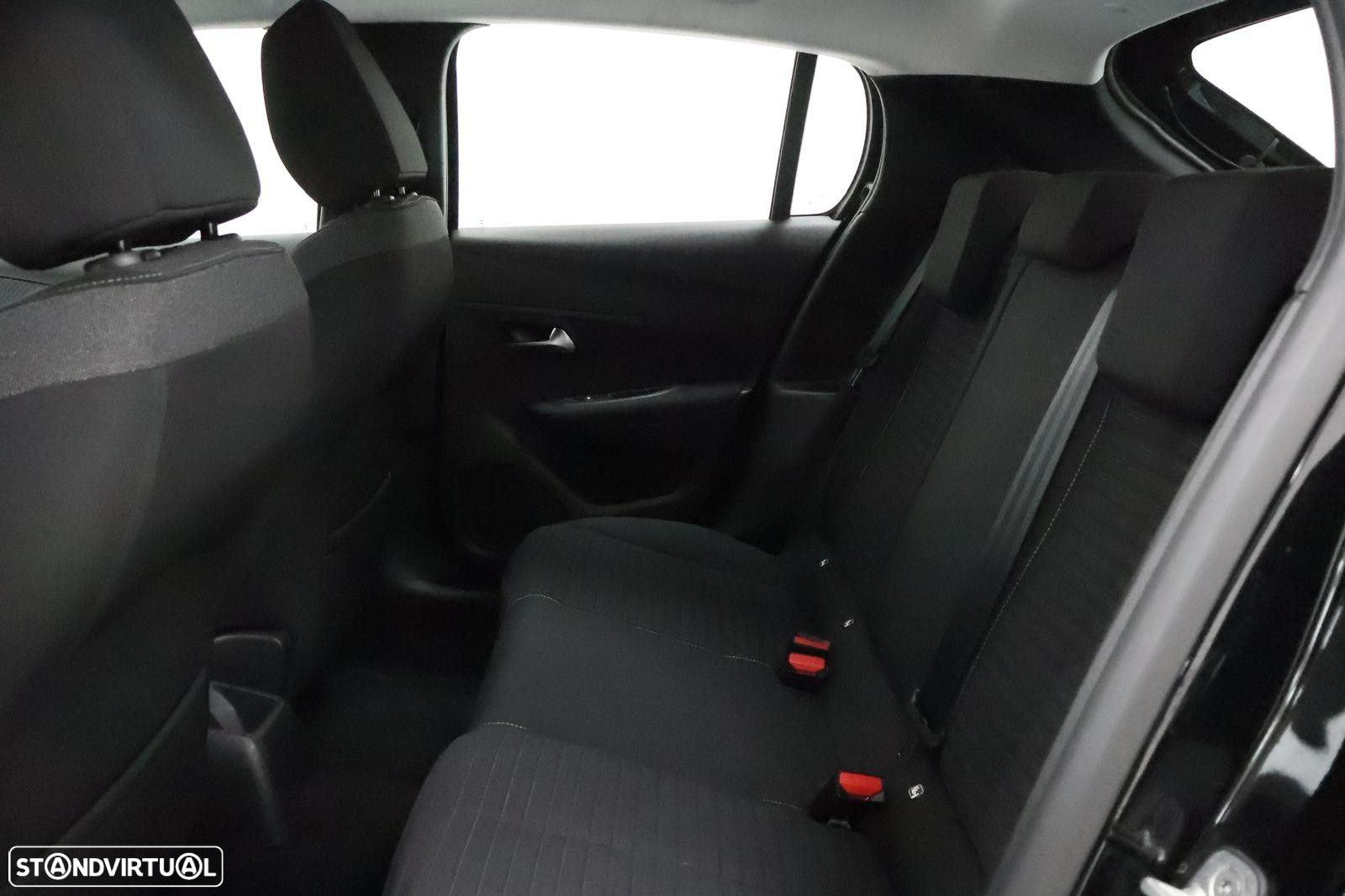 Peugeot 208 1.2 PureTech Active - 5