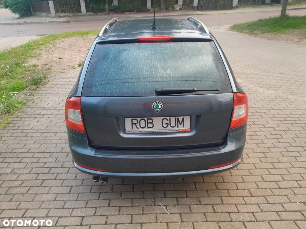 Skoda Octavia 2.0 TDI RS - 4