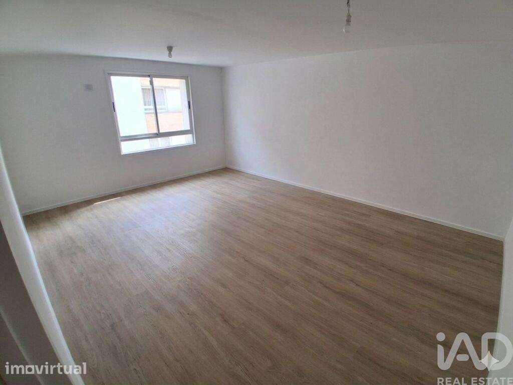 Apartamento T3 em Baguim do Monte de 107 m2 - Grande imagem: 5/15