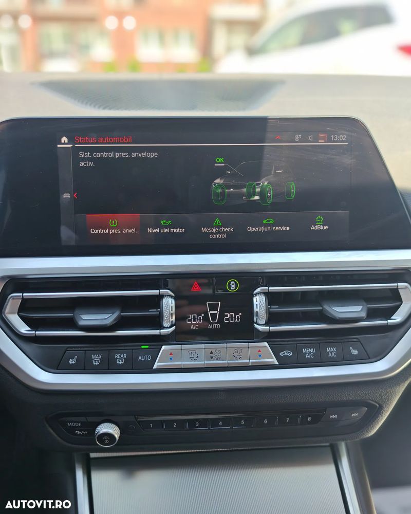 BMW Seria 3 320d xDrive AT - 29