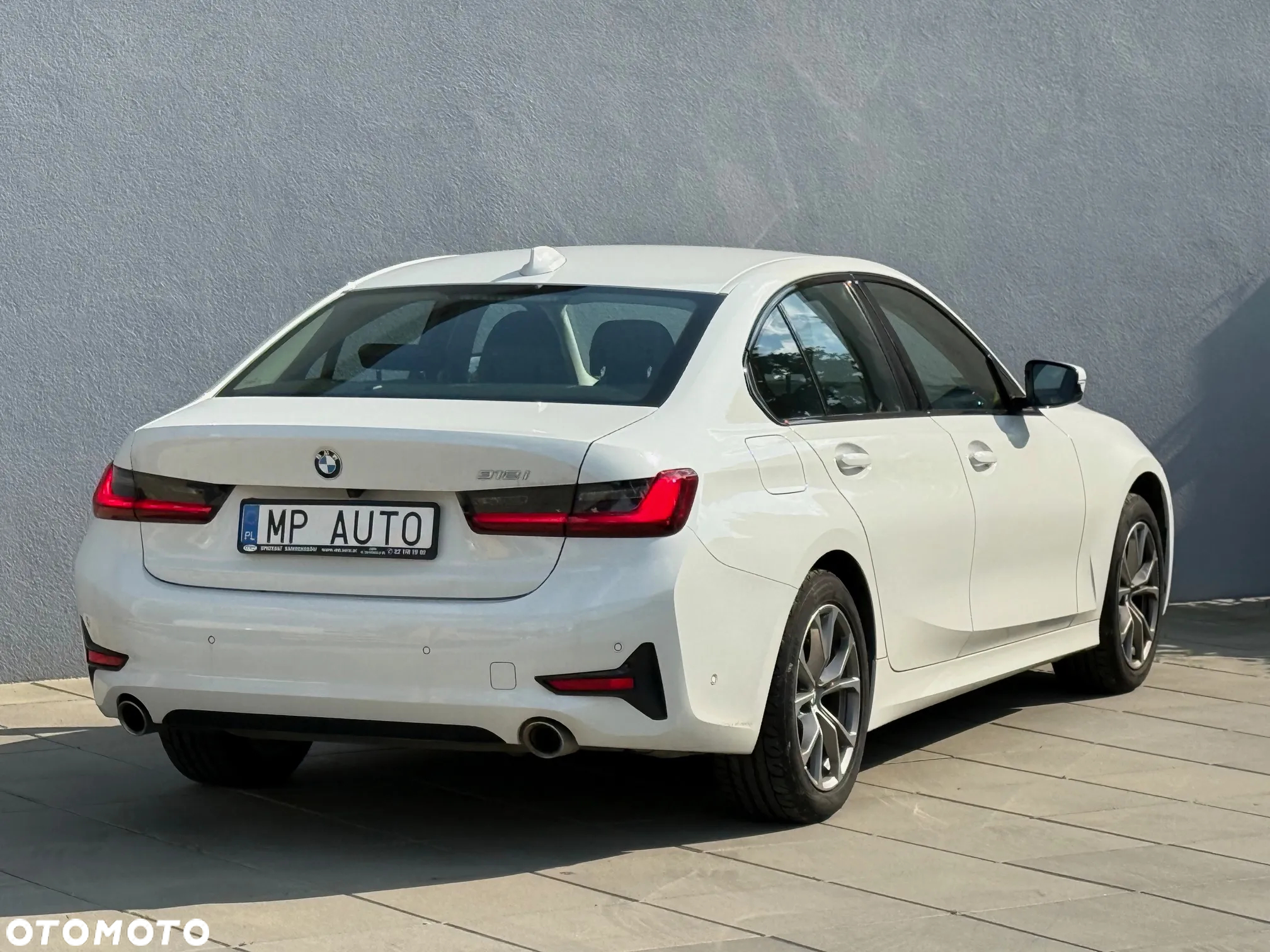 BMW Seria 3 318i Sport Line - 4