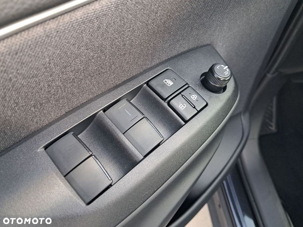Toyota Yaris Cross Hybrid 1.5 Comfort - 12