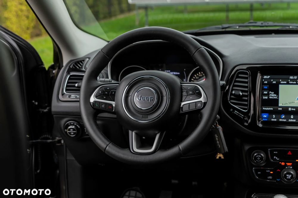 Jeep Compass 1.4 TMair Night Eagle FWD S&S - 22