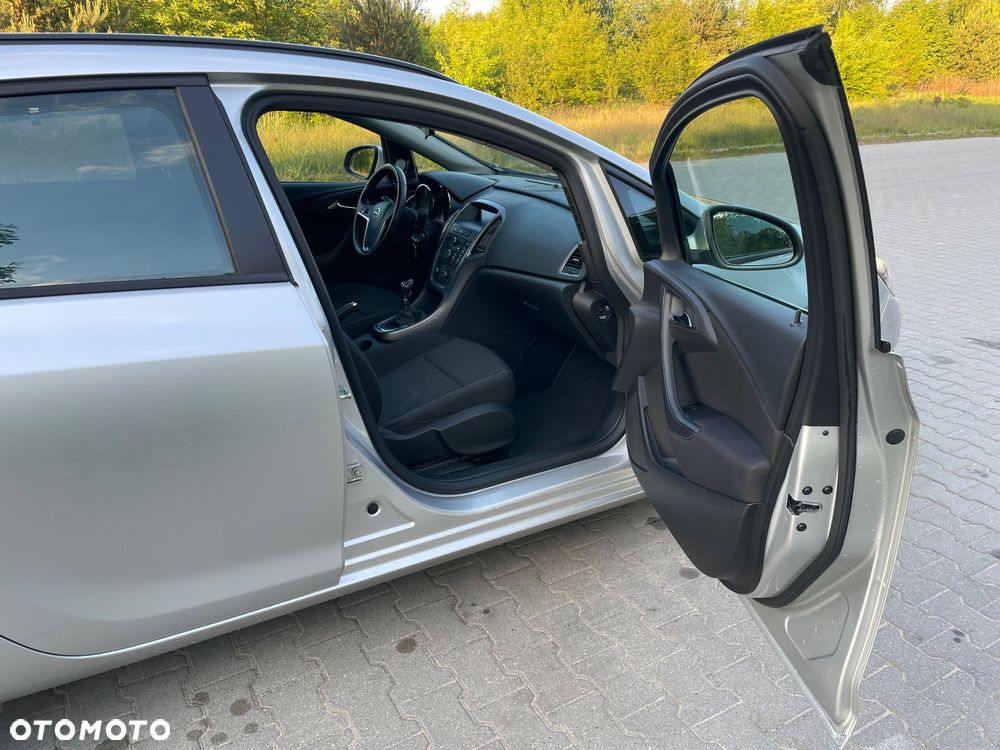 Opel Astra 1.4 T Enjoy - 13