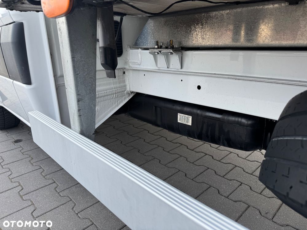 Mercedes-Benz Sprinter 516 CDI rama do zabudowy z windą i agregatem - 7