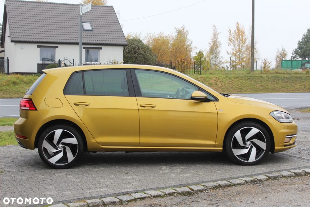 Volkswagen Golf - 4
