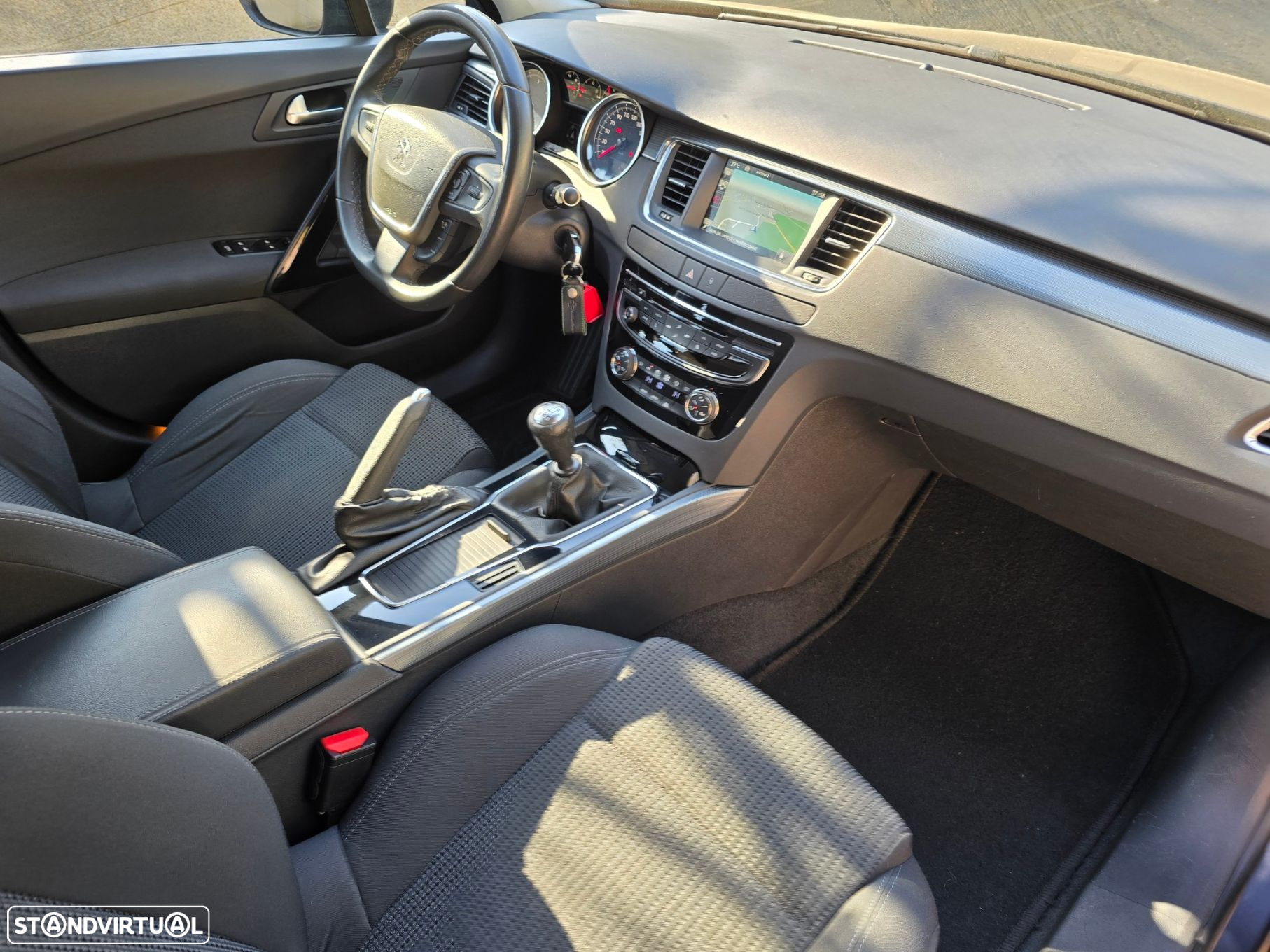 Peugeot 508 SW 1.6 BlueHDi Active - 27