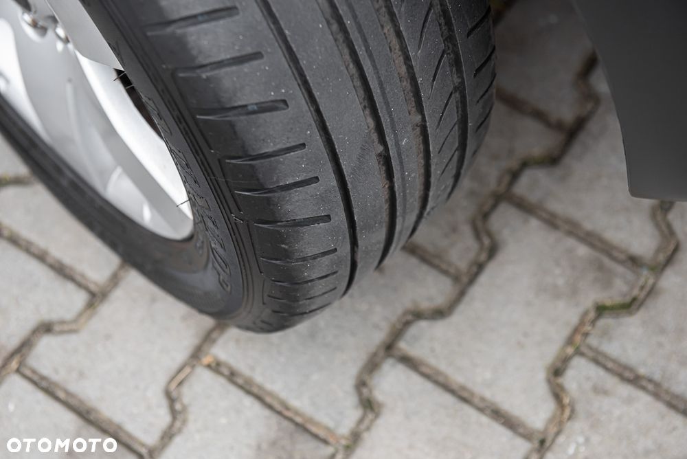 Chevrolet Captiva 2.4 2WD 7 Sitzer LS - 29