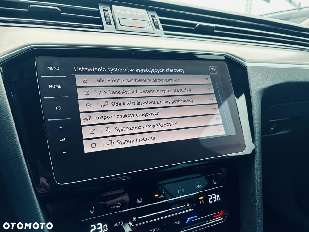 Volkswagen Passat - 30