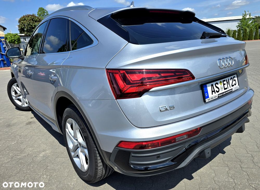 Audi Q5 Sportback - 4