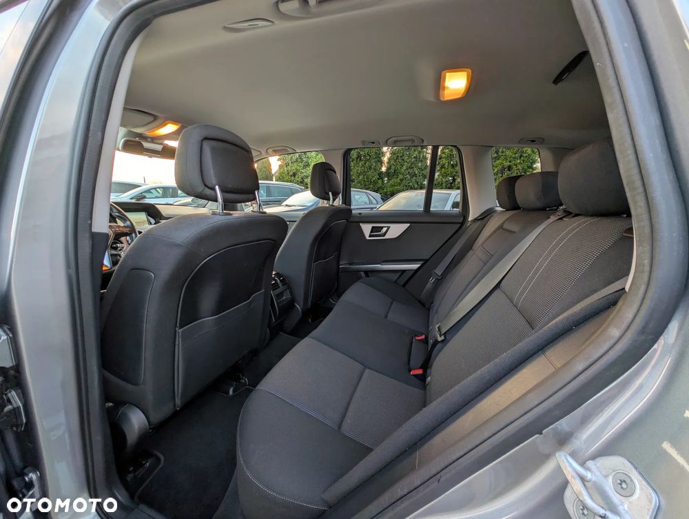 Mercedes-Benz GLK 220 CDI DPF BlueEFFICIENCY 7G-TRONIC - 28