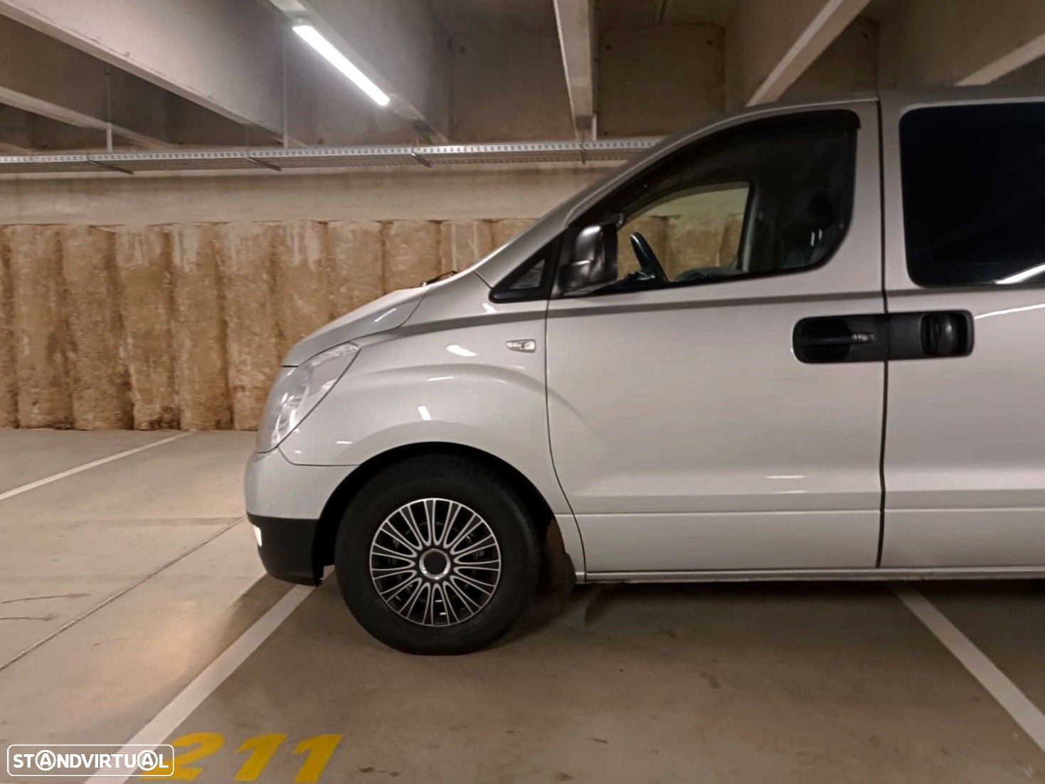 Hyundai H-1 - 13