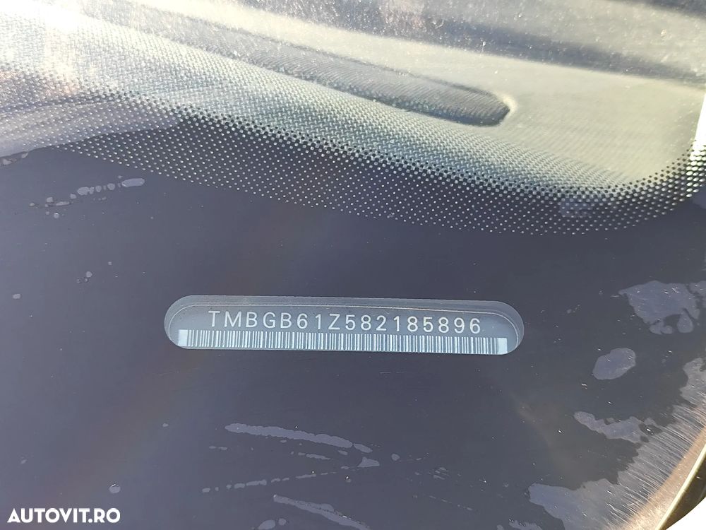 Skoda Octavia 1.6 FSI Trend - 9