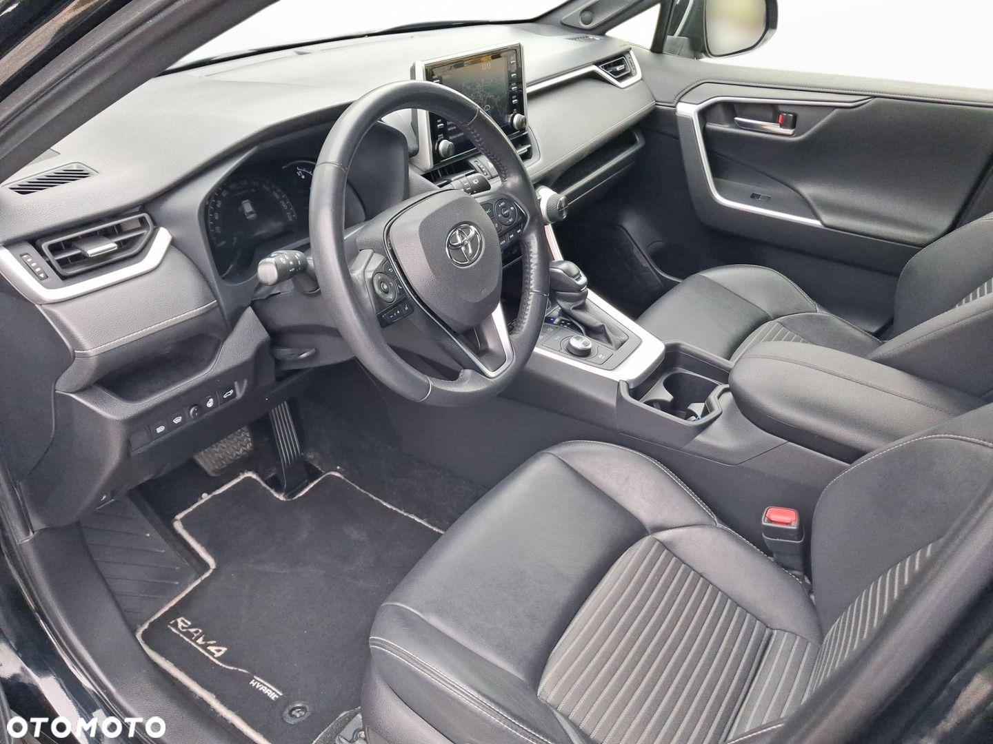 Toyota RAV4 2.5 Hybrid Black Edition by JBL 4x4 - 9