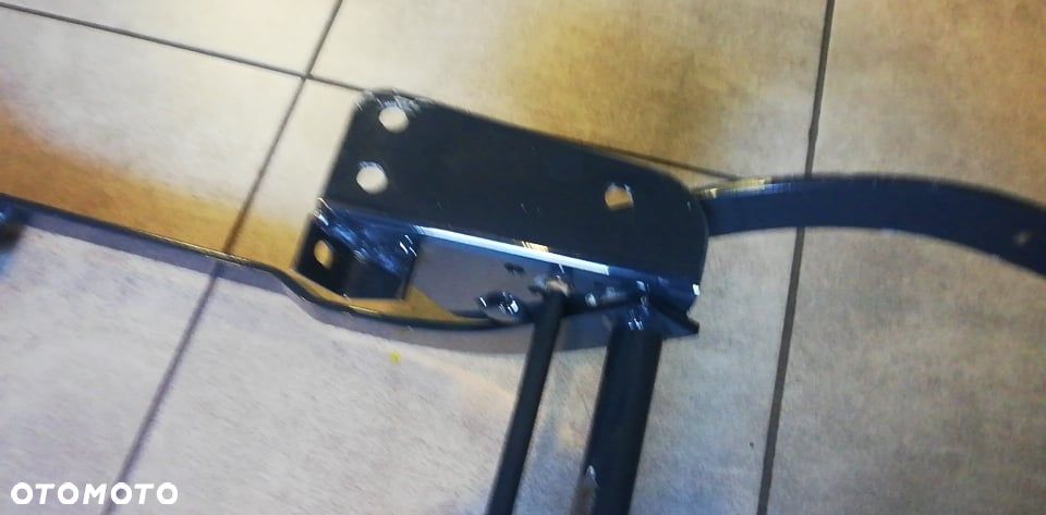 ISEKI SGR 22 SGR22 stelaż tylnego błotnika - 8