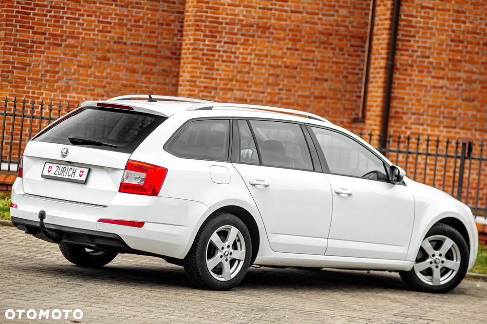 Skoda Octavia 2.0 TDI 4x4 Clever DSG - 4