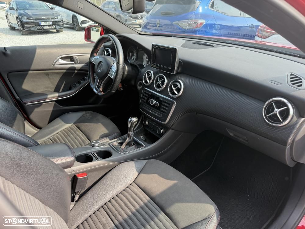 Mercedes-Benz A 180 d AMG Line - 18