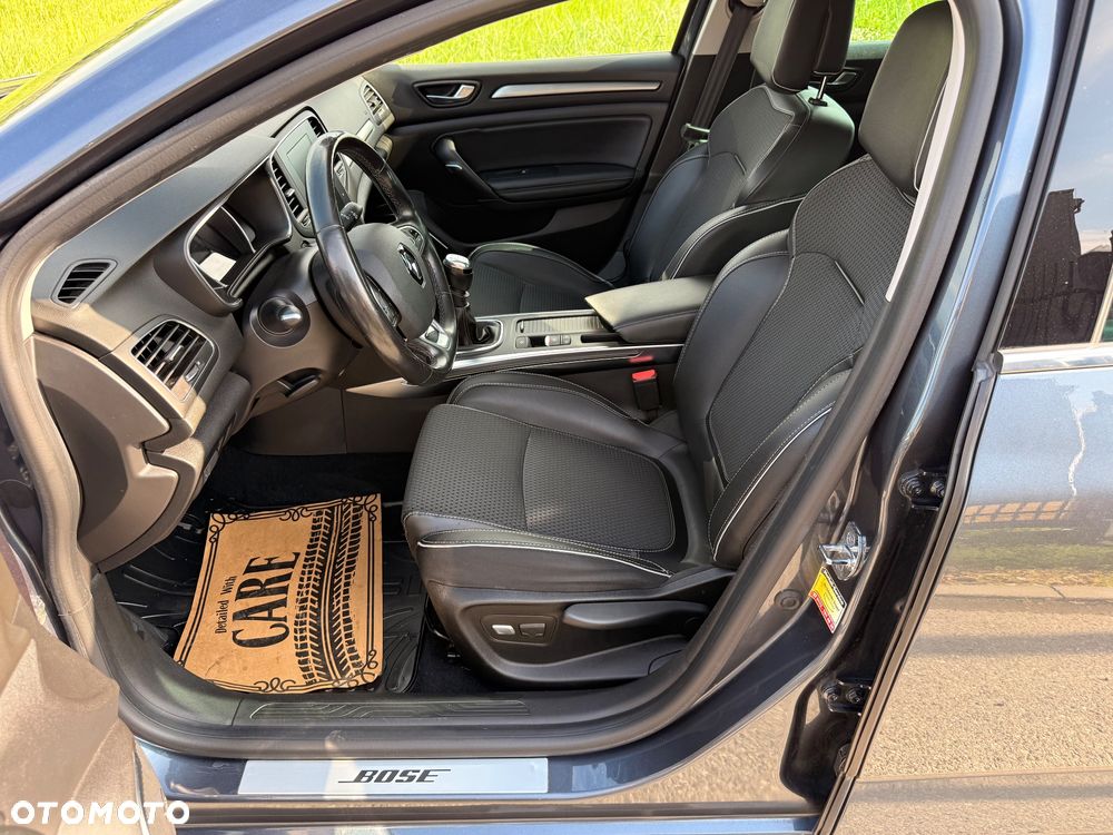 Renault Megane 1.2 Energy TCe Bose - 22