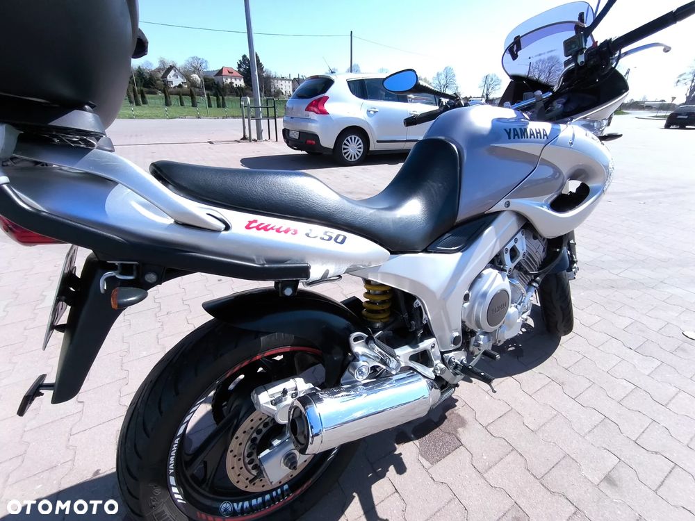 Yamaha TDM - 8