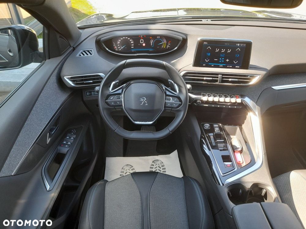 Peugeot 3008 1.2 PureTech mHEV Allure Pack S&S e-DCS6 - 19