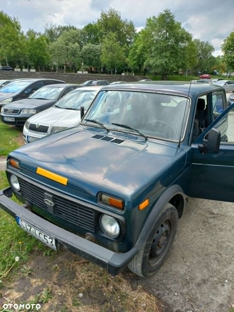 Lada Niva - 4
