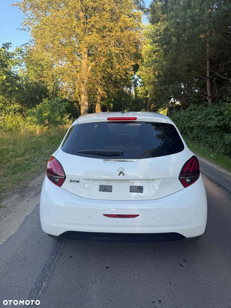 Peugeot 208 PureTech 82 Start & Stop Style - 8