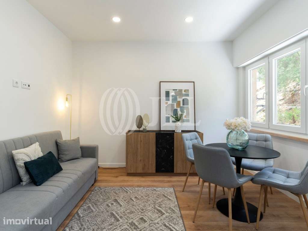 Apartamento T2 remodelado e equipado, em Benfica, Lisboa - Grande imagem: 3/22