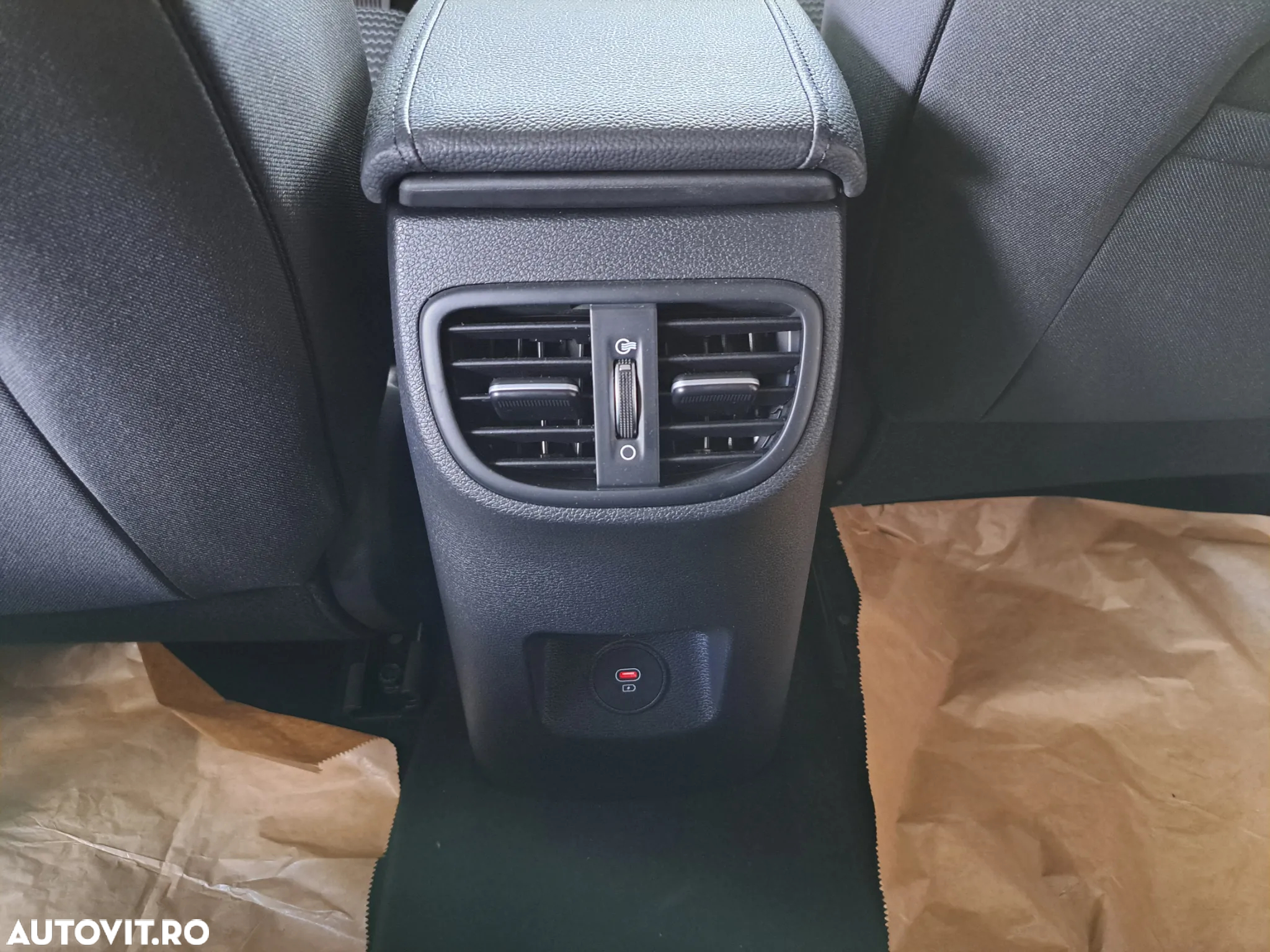 Kia XCeed 1.5 T-GDI 7DCT City - 19