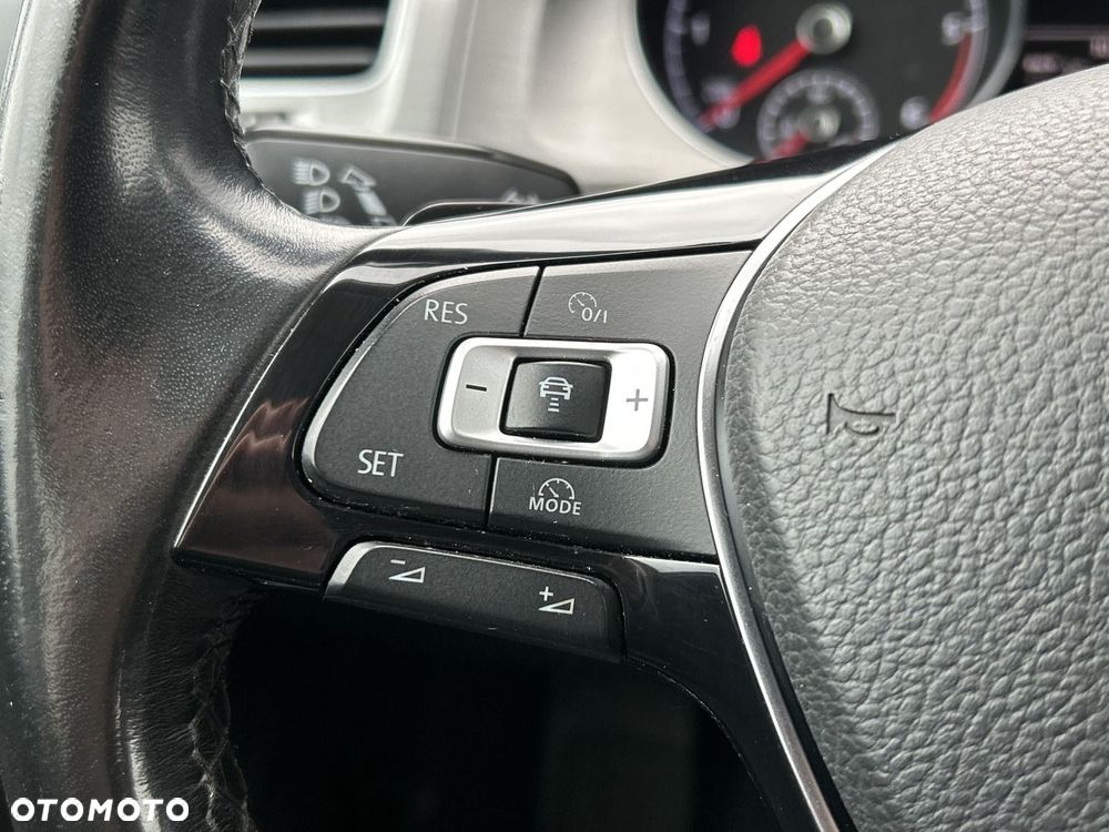 Volkswagen Golf VII 1.6 TDI BMT Highline DSG - 14