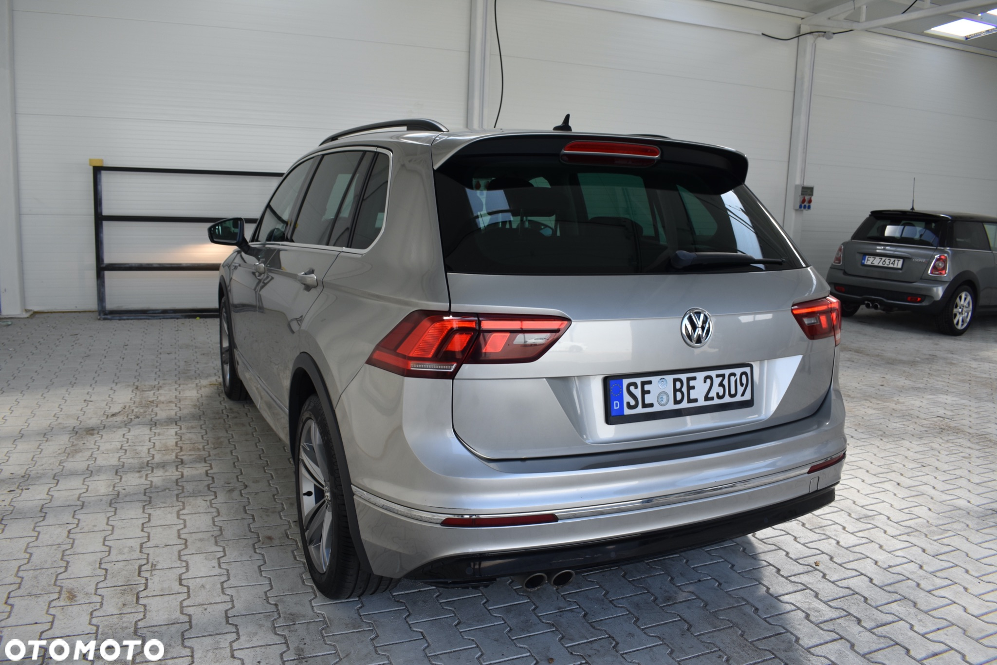 Volkswagen Tiguan 2.0 TDI SCR R-Line - 15