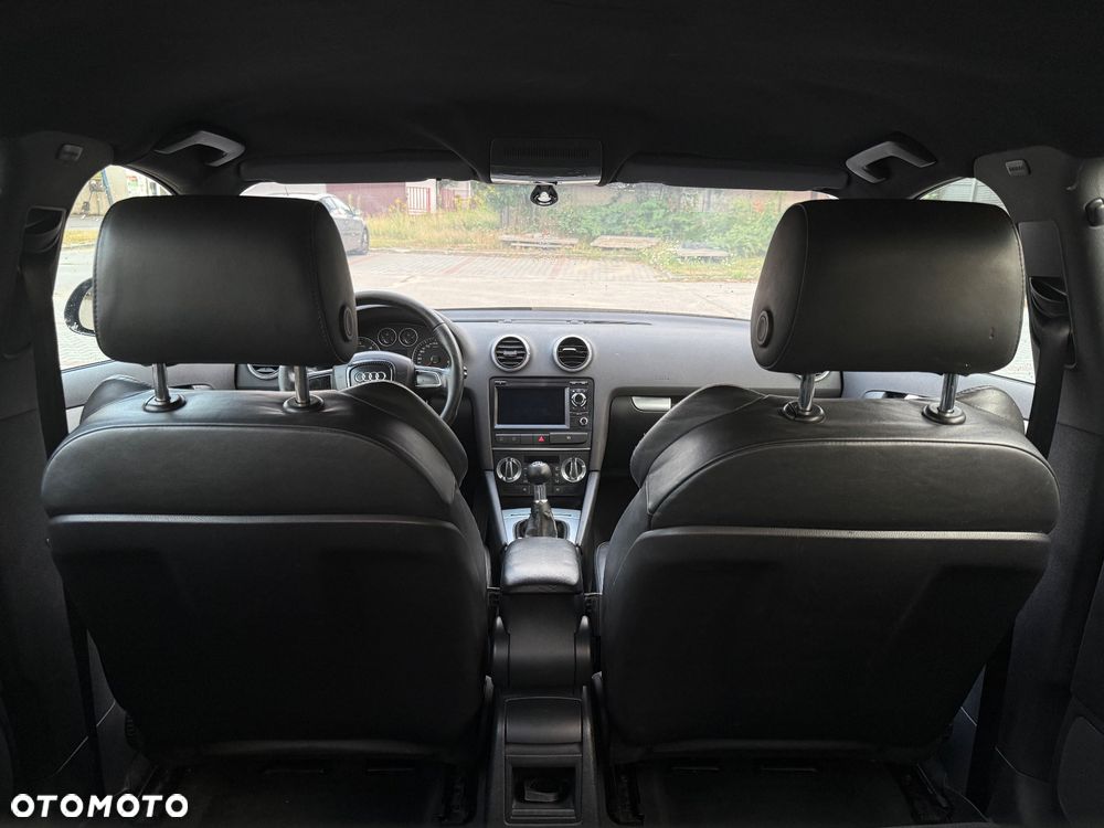 Audi A3 Sportback 2.0 TDI DPF S line Sportpaket plus - 15