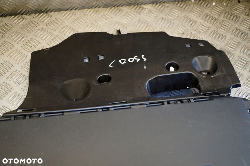 SCHOWEK PASAŻERA YARIS CROSS 55550-K0030-C0 55433-K0060-C0 TOYOTA 2020- - 7