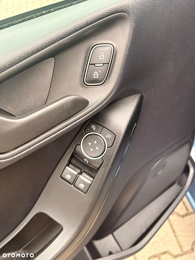 Ford Fiesta - 15