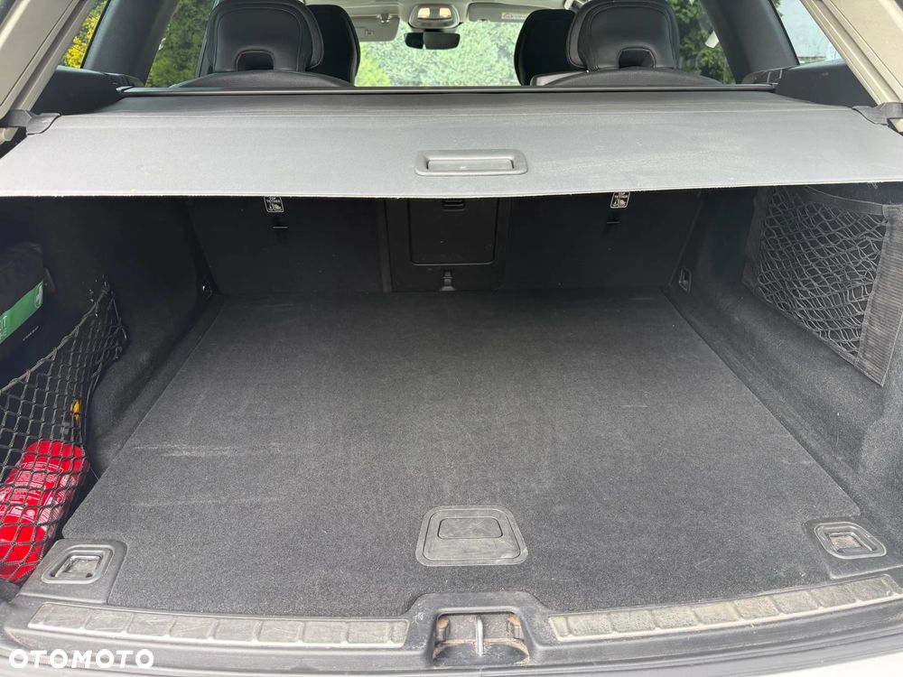 Volvo XC 60 B4 D Plus Bright - 11