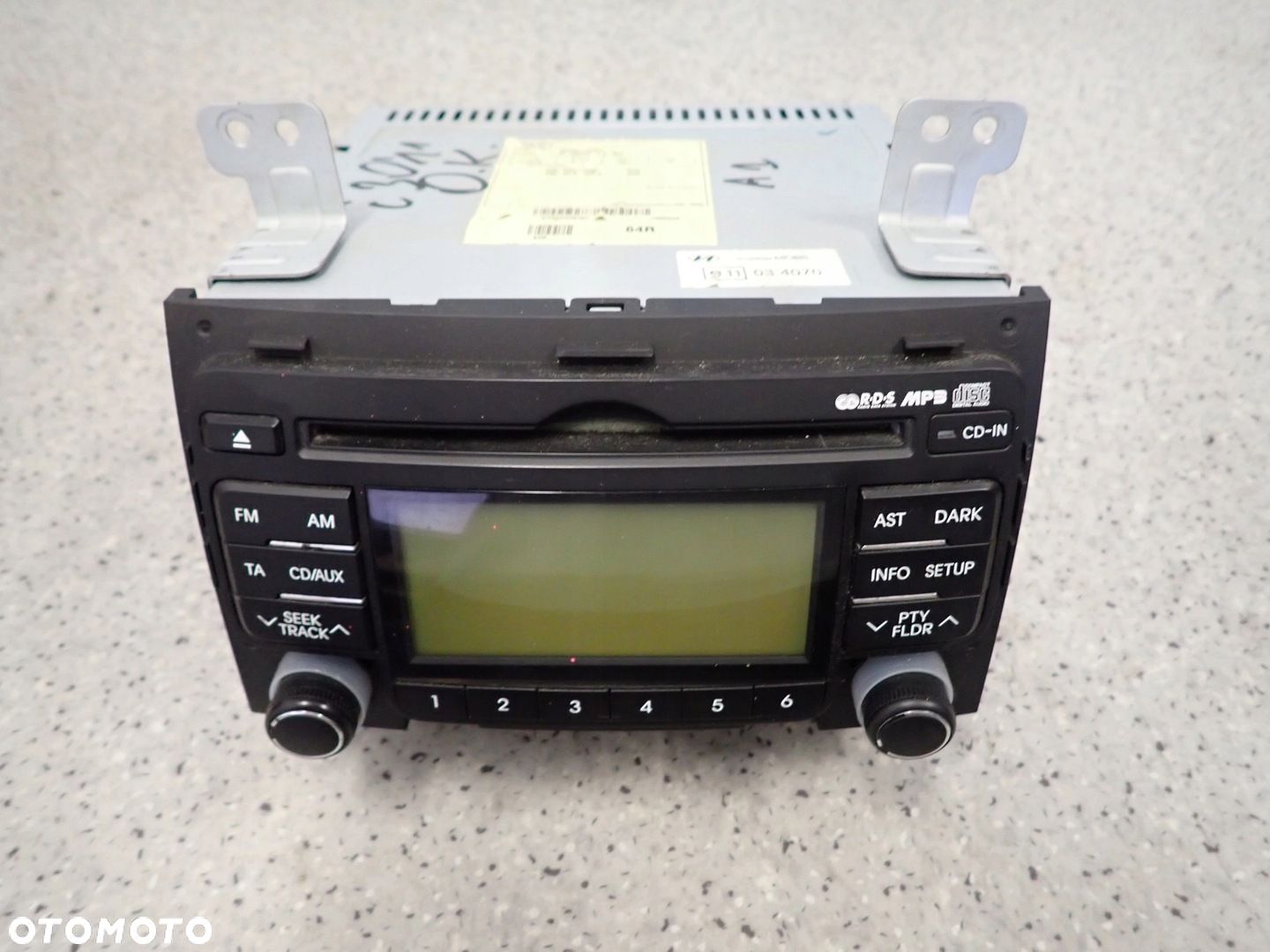 HYUNDAI i30 07-11 RADIO CD - 1