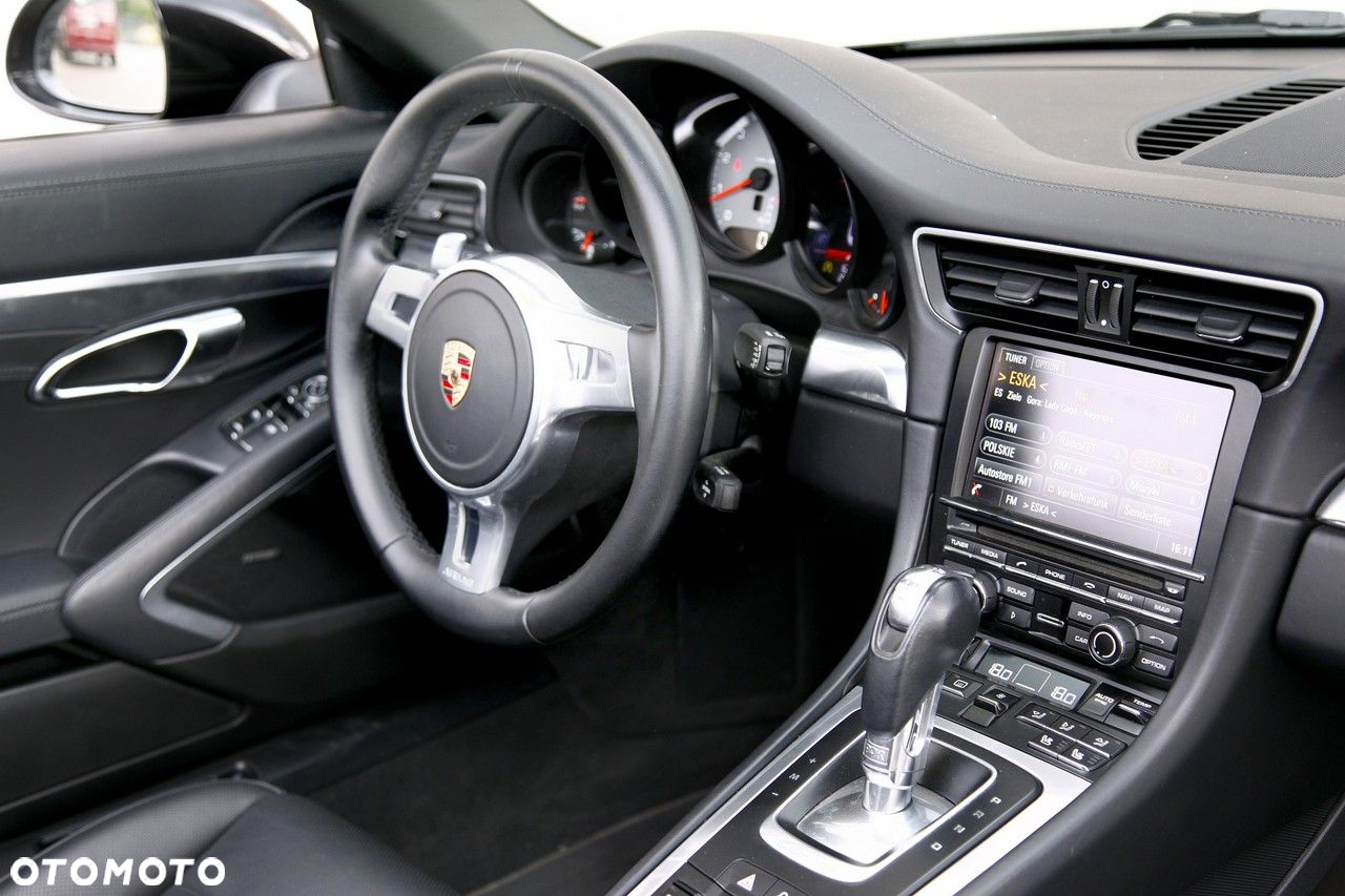Porsche 911 - 8