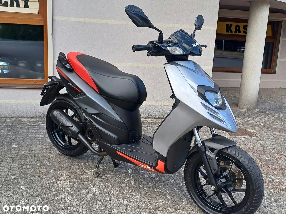 Aprilia SR - 3