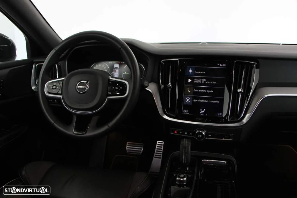 Volvo V60 2.0 T6 AWD TE R-Design - 2