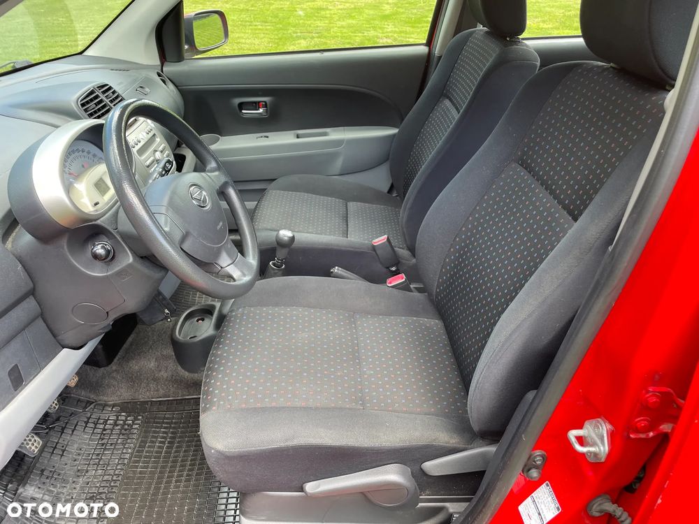 Daihatsu Sirion 1.3 - 5