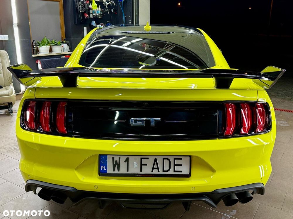 Ford Mustang - 3