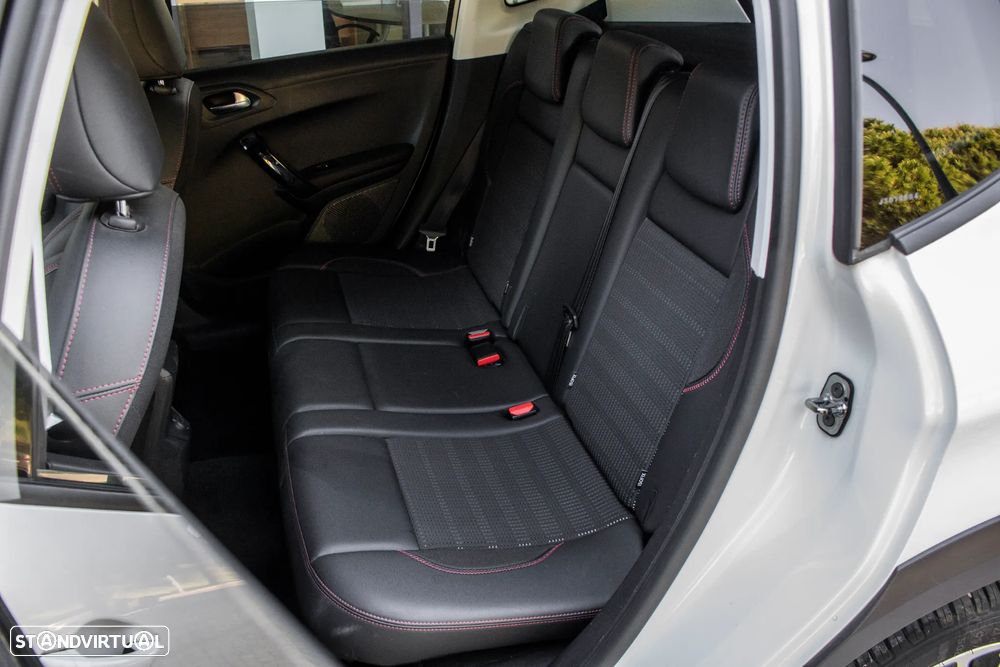 Peugeot 2008 PureTech 110 Stop&Start Allure - 27