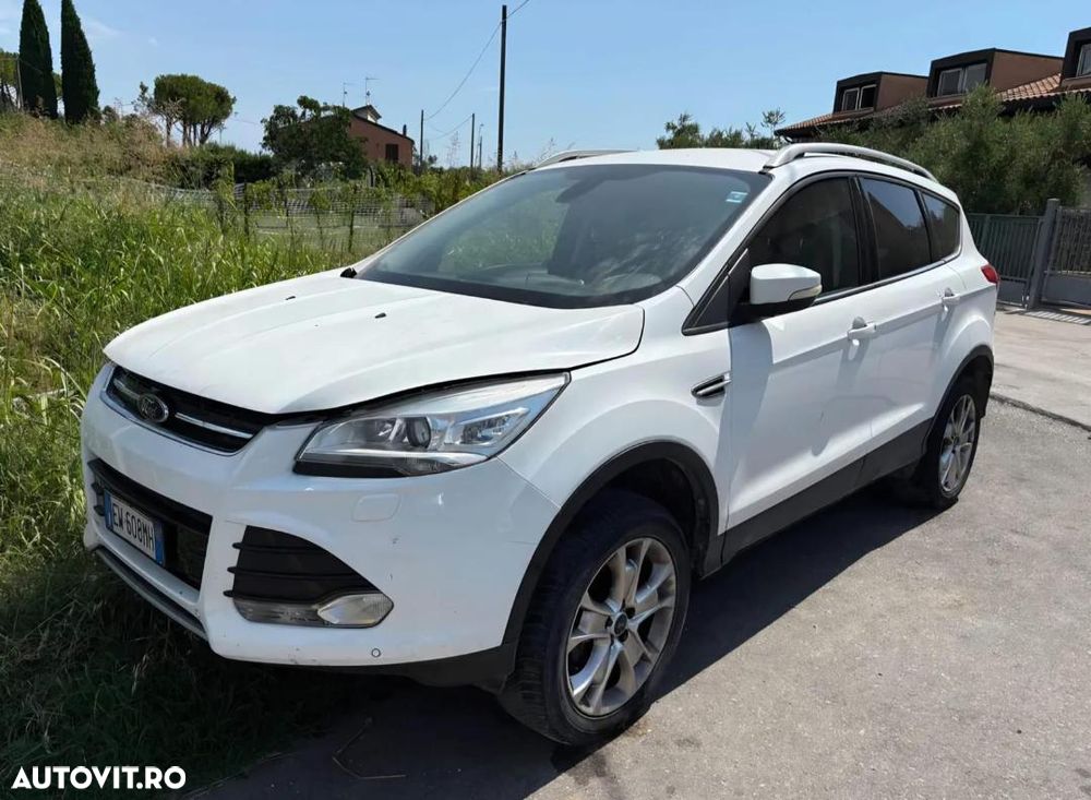 Ford Kuga 2.0 TDCi Powershift 4WD Titanium - 1