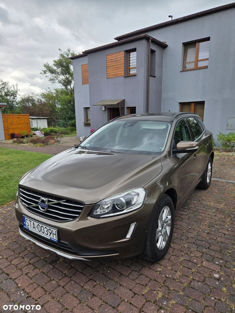 Volvo XC 60 D3 Drive-E Momentum - 3