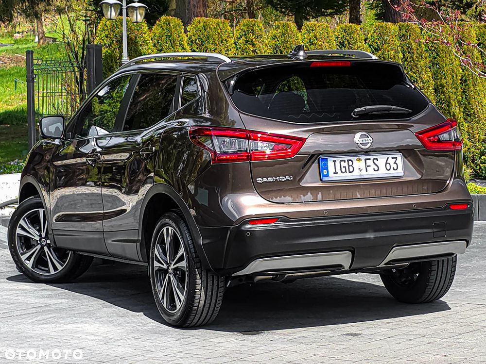 Nissan Qashqai 1.6 DIG-T Tekna+ - 4